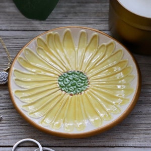 Wedding Ring Dish, Yellow Daisy, Trinket Dish, Jewelry Dish, Daisy Bracelet Dish image 10