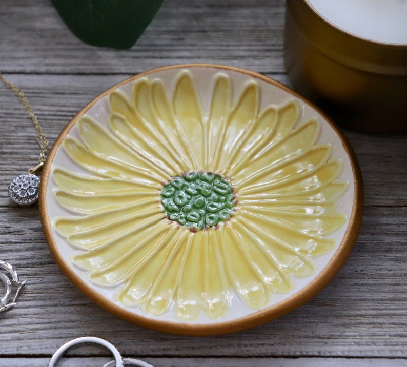 Wedding Ring Dish, Yellow Daisy, Trinket Dish, Jewelry Dish, Daisy Bracelet Dish image 10