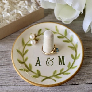 Ring Holder, Ring Dish Personalized, Engagement Gift, Laurel Leaves Wreath image 3