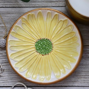 Wedding Ring Dish, Yellow Daisy, Trinket Dish, Jewelry Dish, Daisy Bracelet Dish image 9