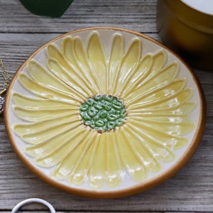 Wedding Ring Dish, Yellow Daisy, Trinket Dish, Jewelry Dish, Daisy Bracelet Dish image 4