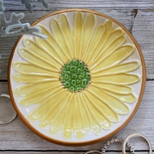 Wedding Ring Dish, Yellow Daisy, Trinket Dish, Jewelry Dish, Daisy Bracelet Dish image 5