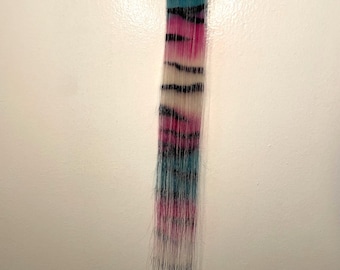 Extensiones de cabello con clip Pride: Tigre transgénero