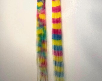 Estilo tie-dye, extensiones de cabello con clip