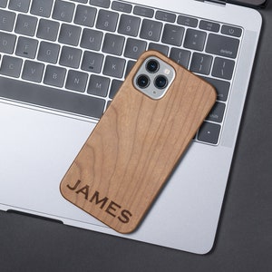 Personalisierte iPhone-Hülle aus Holz Personalisierte iPhone-Hülle aus Holz, iPhone 8/Xr/ 11 Pro Max, Geschenke für ihn, iPhone 11-Hülle, Geschenke für ihn Bild 1