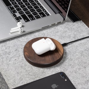 Oakywood AirPods Wireless Charger: Solid Wood Qi Charging Pad