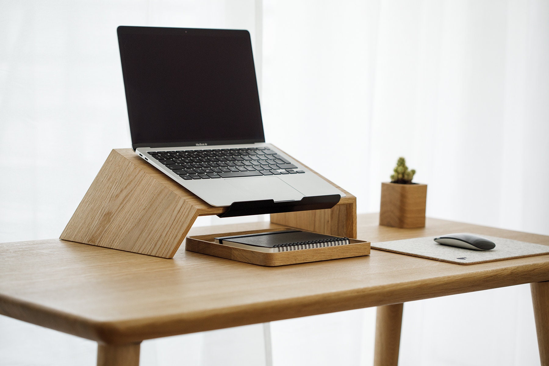 Monitor stand, screen stand, laptop stand, made of wood and epoxy resin