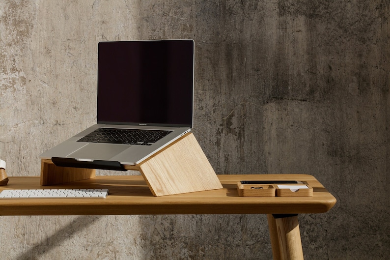 Laptopständer, MacBook-Ständer, Aufbewahrungsorganisation für Computerständer aus Holz, Laptop-Tablett aus Holz, Laptop-Riser, MacBook-Halter, Geschenke für Ihn Bild 2