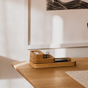 Eikenhouten opvangbak mini: minimalistische bureauopberger