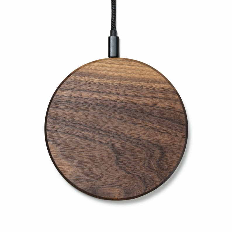 Oakywood – Chargeur sans fil en bois personnalisé Oakywood – Chargeur sans fil en bois personnalisé