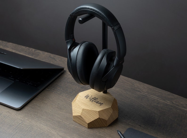 Personalized Wooden Headphone Stand, Gift for Him, Office Desk Accessories Music Lover Gift image 2