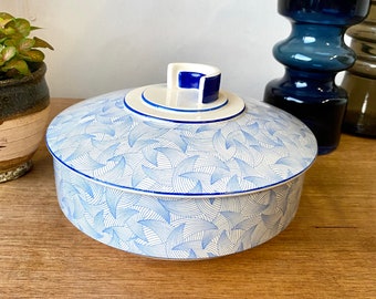 Art Deco Royal Doulton lidded tureen casserole dish ‘Envoy’ pattern