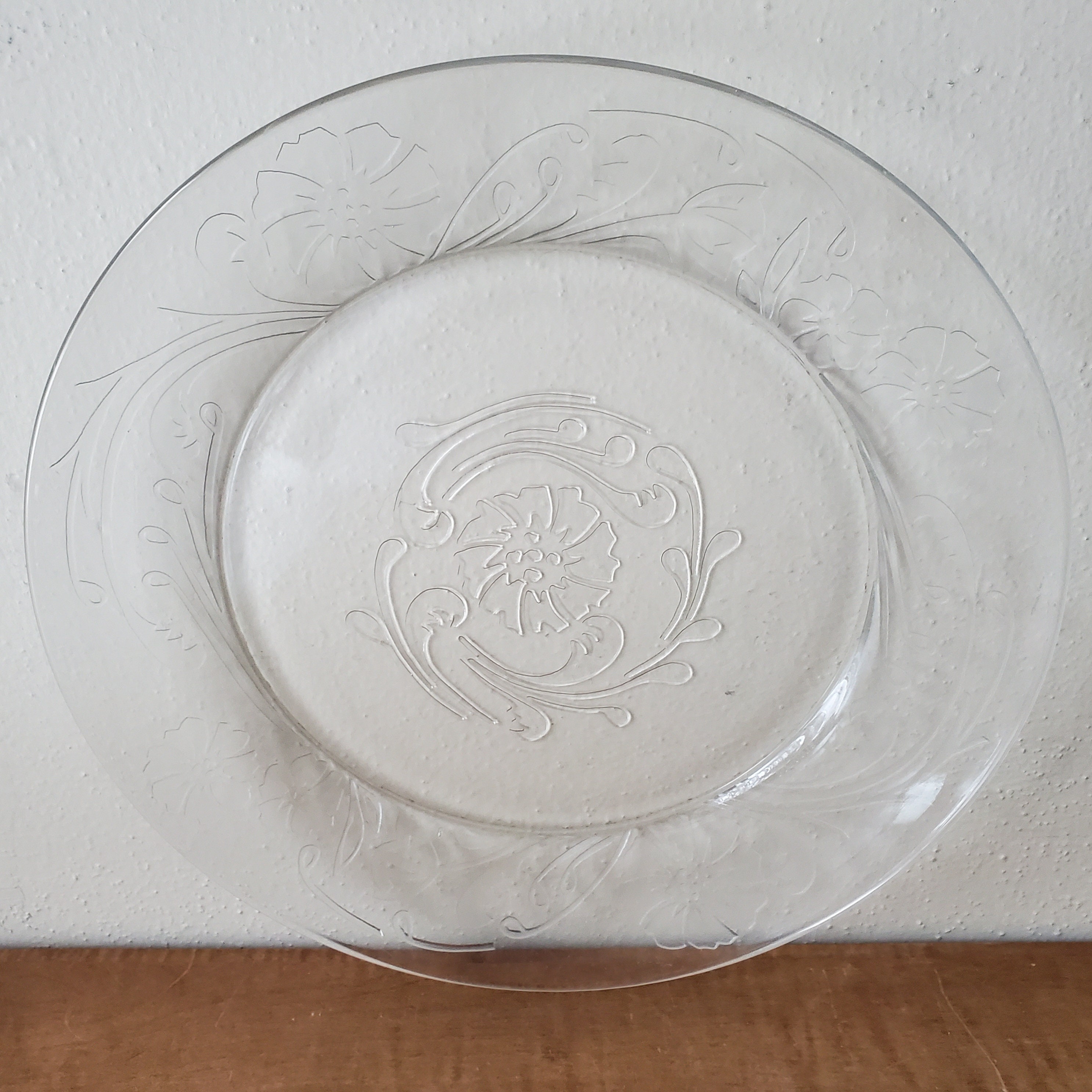 Vintage Arcoroc Mariella Glass Dinnerware Set Floral Design Service for ...