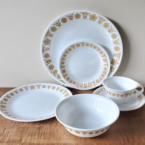 Corelle Winter White Cups and Saucers Set of 4 - Etsy