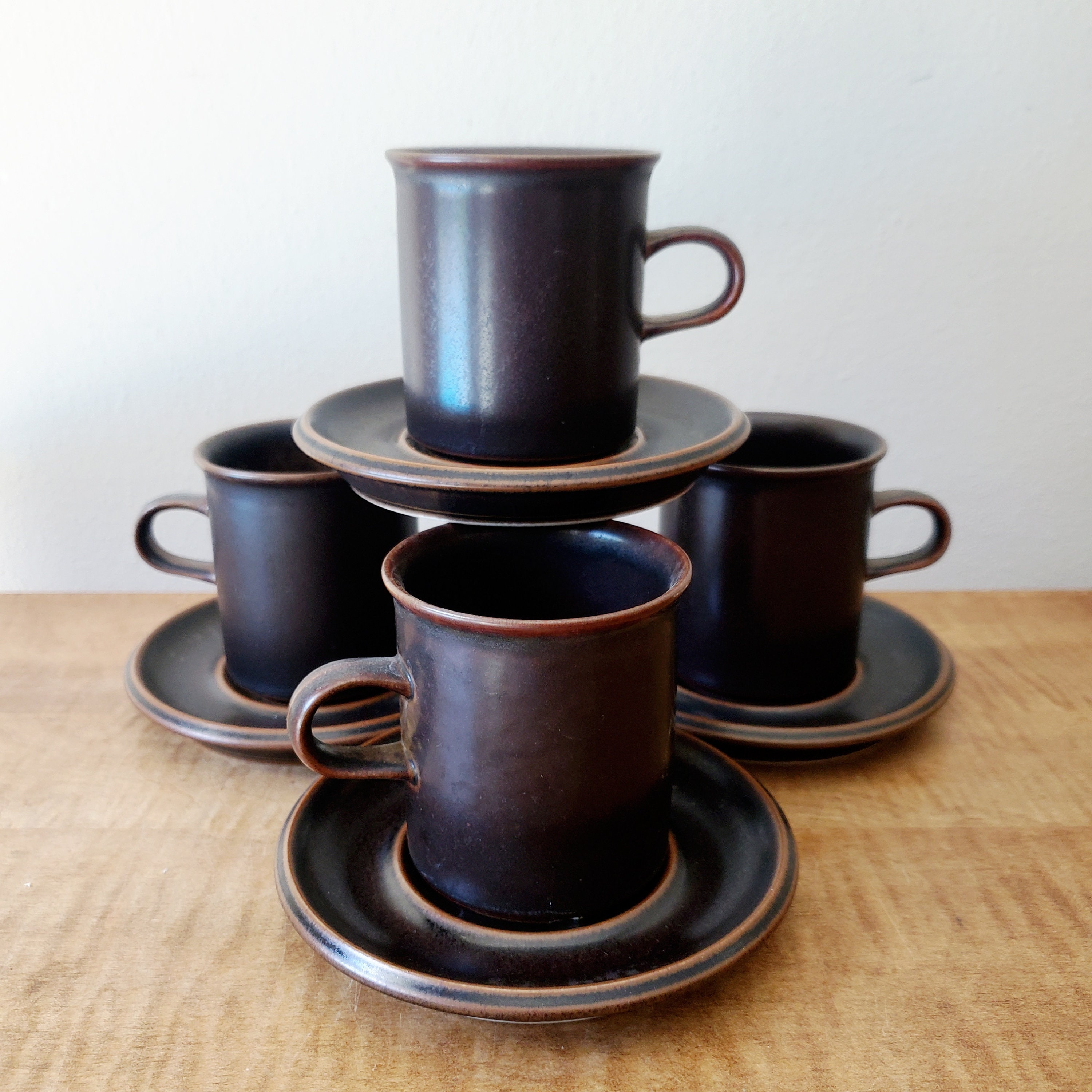 Vintage Arabia Finland Ruska Brown Ceramic Dinnerware: 25 Piece