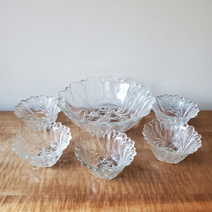 Vintage Glass Bowls, Berry Dessert Custard Bowl Set, Embossed Flowers Glass Bowls