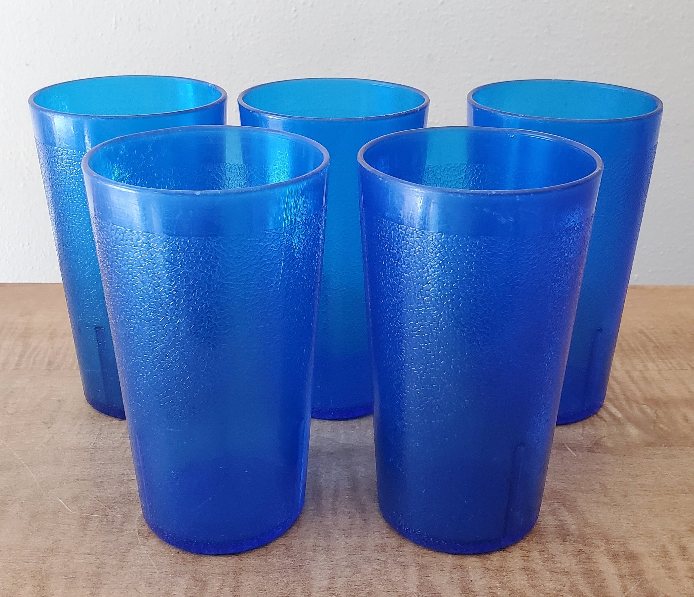 Vintage TEXAN RED Textured Plastic Water Glass 16 oz Tumbler SET of 4  Stackable