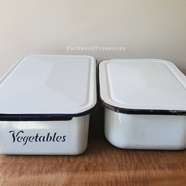 Vintage XL White Enamel Refrigerator Pan With Cover, Enamelware Black Trim Refrigerator Set Farmhouse Decor