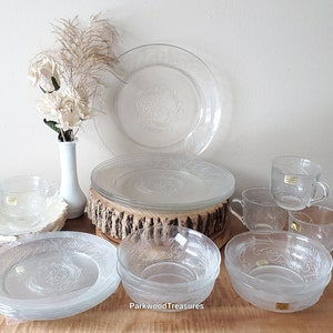glass dinnerware new in box French Arcoroc Mariella set for 4 guests