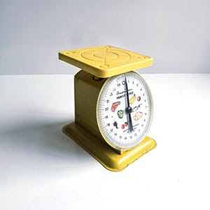 American Family vintage household scale harvest yellow