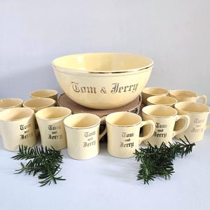 vintage Tom & Jerry Punch Bowl/ Homer Laughlin: set for 12