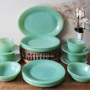 Vintage Jane Ray Fire King Jadeite Jane-Ray Dinnerware Green Dishes Anchor Hocking 21 Piece Set for 4