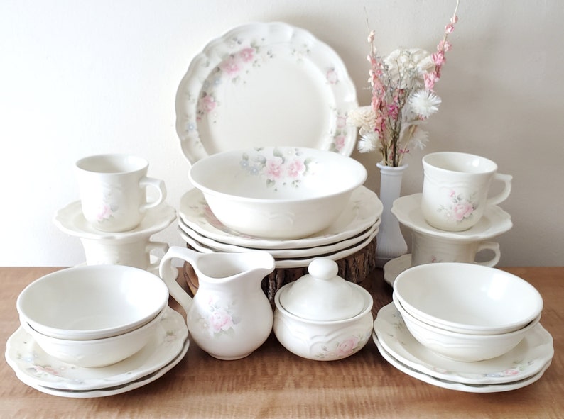 Vintage Pfaltzgraff Tea Rose Dinnerware 24 Piece Set for 4 Etsy