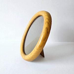 oval frame 4 1/2&quot; x 6 1/2&quot; vintage wood picture frame with glass