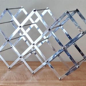 Vintage Wine Rack/Accordian Wine Bottle Storage Holder Display