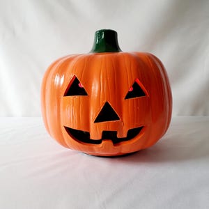 Vintage Ceramic Pumpkin, 1980s Working Motion Sensitive Eyes Flash and Plays Spooky Music&lt; Halloween Decor
