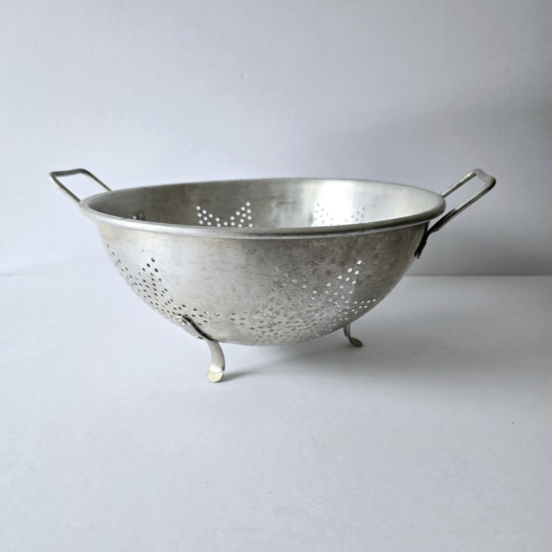 Aluminum Star Colander Large Vintage 11