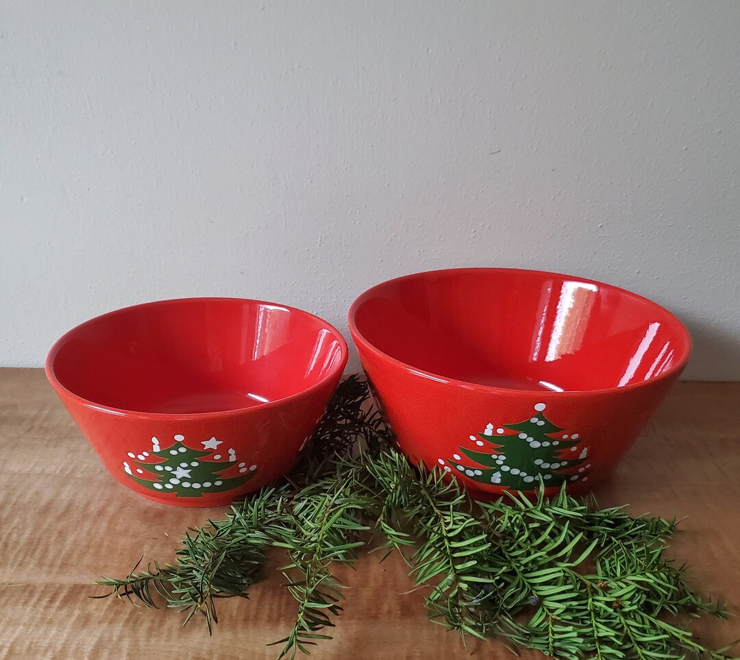 Vintage Waechtersbach Red Christmas Ceramic Dinnerware Serving Bowl Set