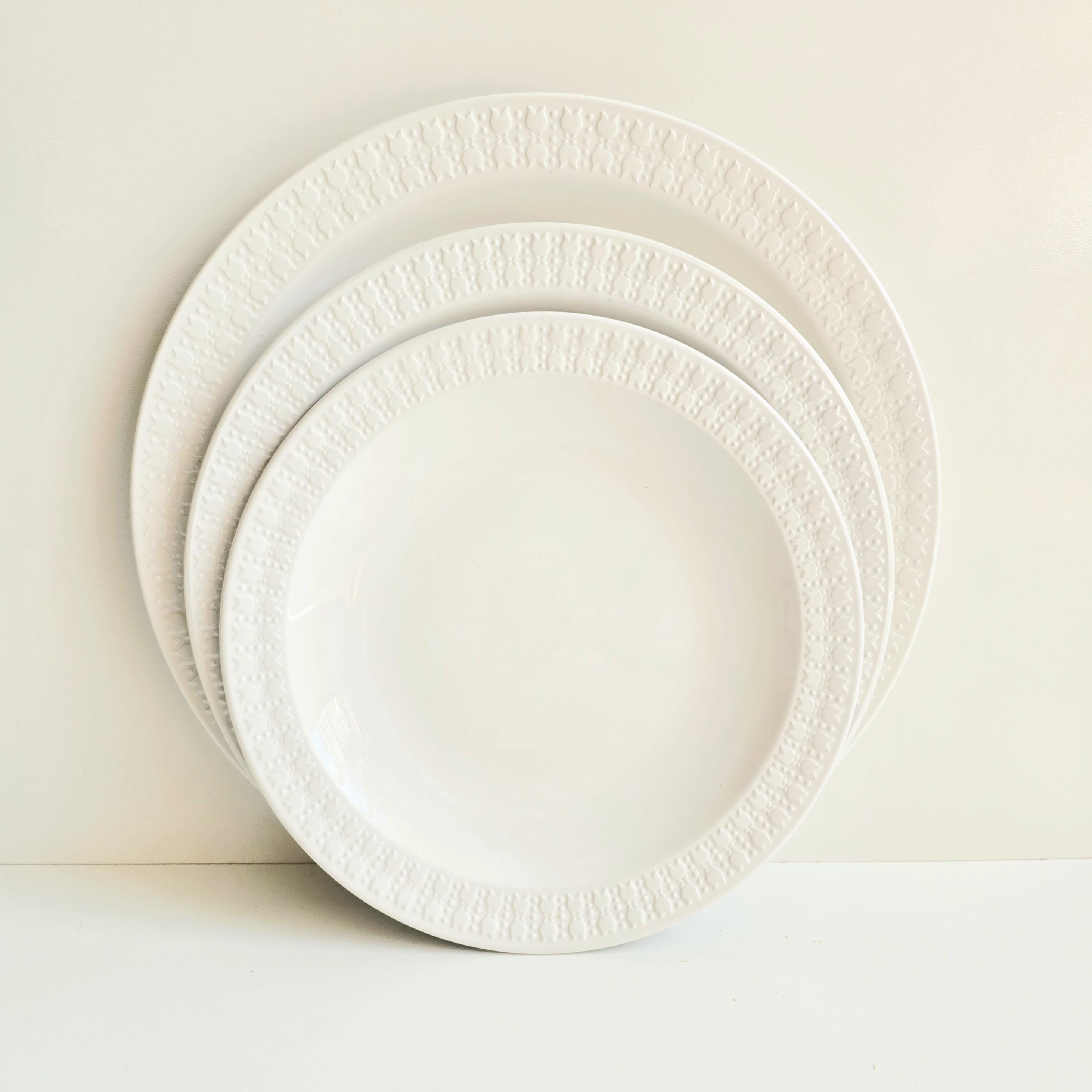 Vintage Corning Centura White Tulip Dinnerware Set for 4 - Etsy