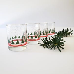 Christmas Tree glass cups set of 4 vintage Libbey 2 ounce shot glasses
