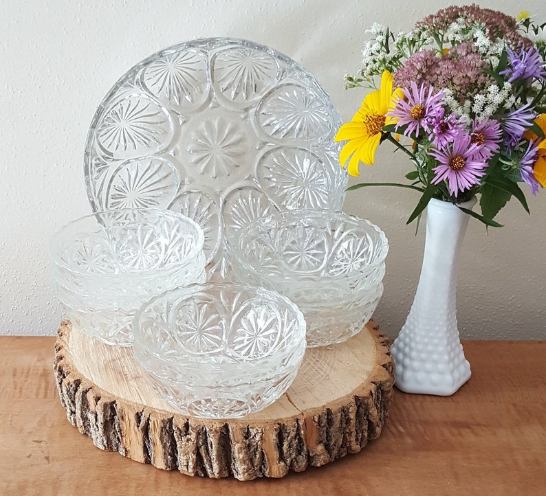 Anchor Hocking Glass Salad SetBerry Bowl Set Medallion Star and Cameo Bowls Set of 9 Bowls~