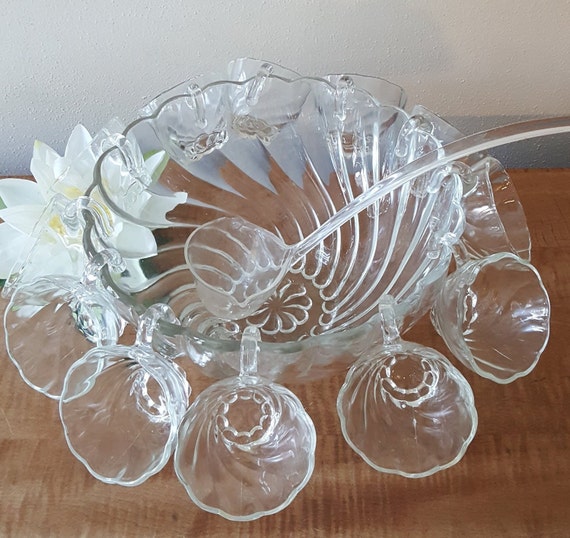 Vintage Hazel Atlas Punch Bowl Set: Colonial Swirl, 12 Cups