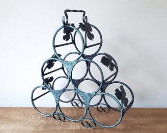 vintage wine rack: grape leaf detail