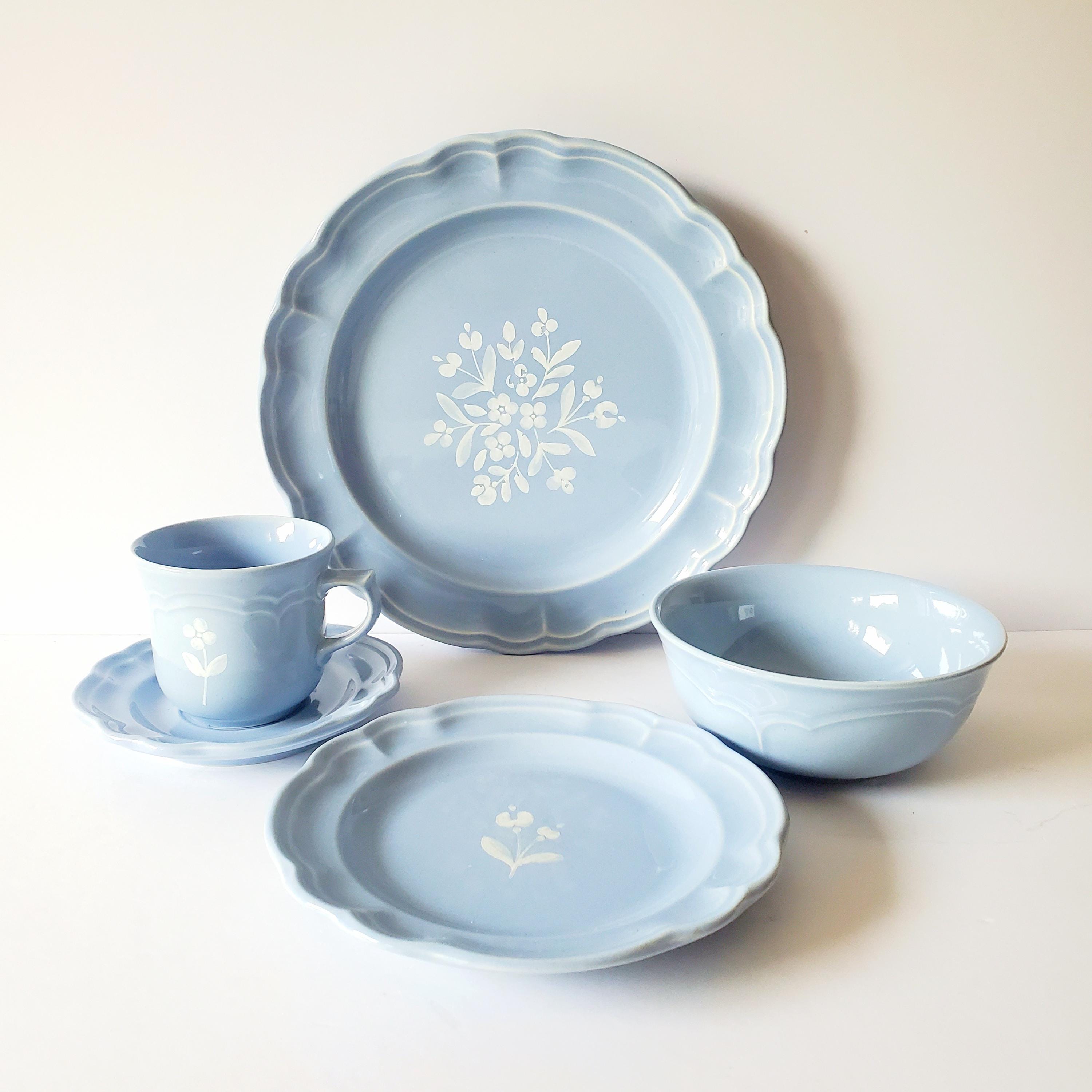 Vintage Pfaltzgraff Gazebo Blue Bouquet Dinnerware Set 21 Piece for 4