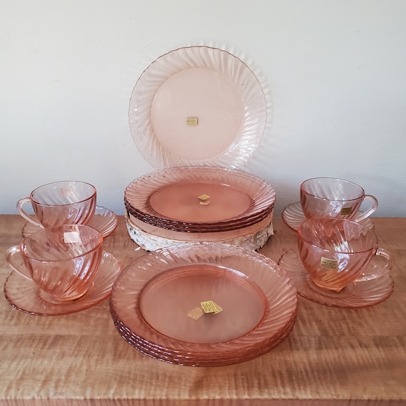 Arcoroc Rosaline Pink Swirl Dinnerware Set 16 Piece NIB - Etsy