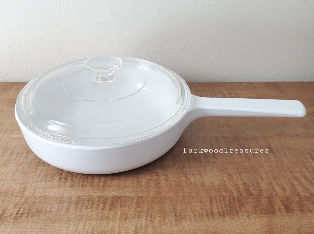 Vintage Corning Ware White Range Toppers, Corning 8 Skillet Frying Pan and Pyrex Lid, N 8 1/2 B