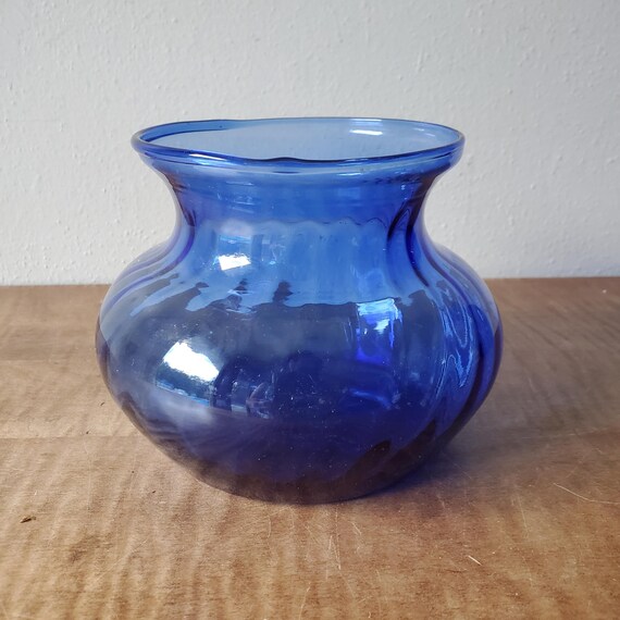 Vintage Indiana Glass Cobalt Blue Vases Illusions Optic Swirl Set