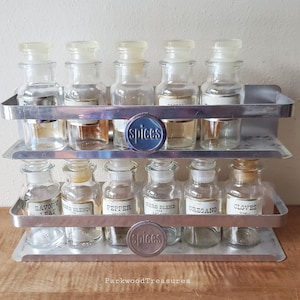 Vintage Glass Spice Jars, Set of 4 Diamond Glass Spice Containers, Antique  Spice Jar, Condiment Container, Spice Organizer, Salt Box, Garlic 