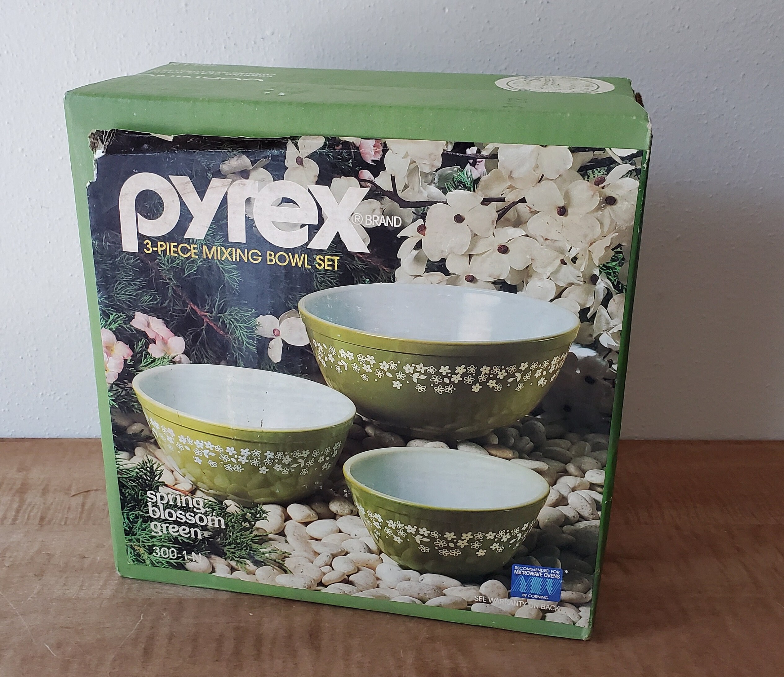 Blossom Green Vintage Pyrex Crazy Daisy PYREX Vintage Crazy Daisy