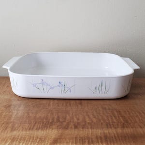 vintage Corning Ware A21B Shadow Iris lasagna casserole