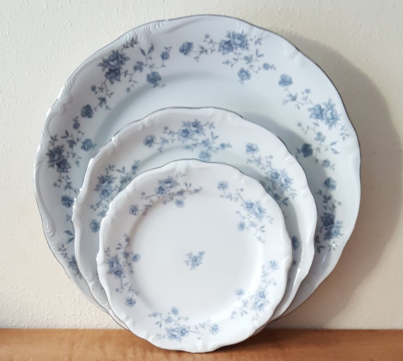 Vintage Haviland Blue Garland China Dinnerware Set - 28 Piece