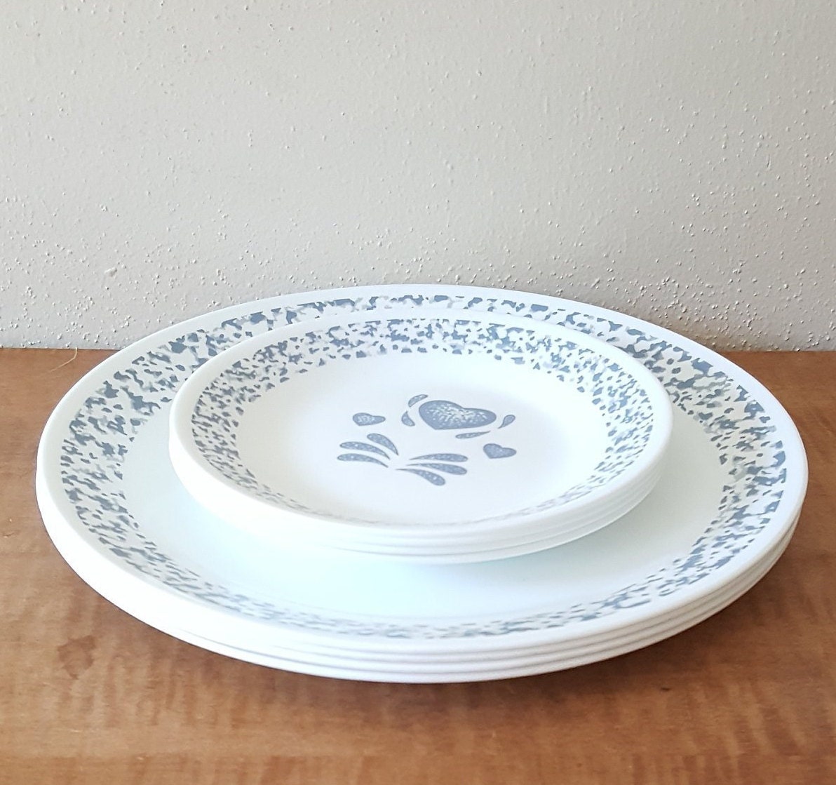 Vintage Corelle Blue Hearts Dinnerware 17 Piece Set for 4 Etsy