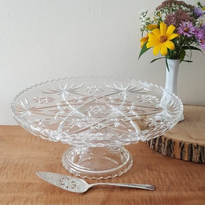 Vintage Pedestal Cake Plate, 13&quot; Wedding Cake Stand, Star Cake Plate by Anchor Hocking