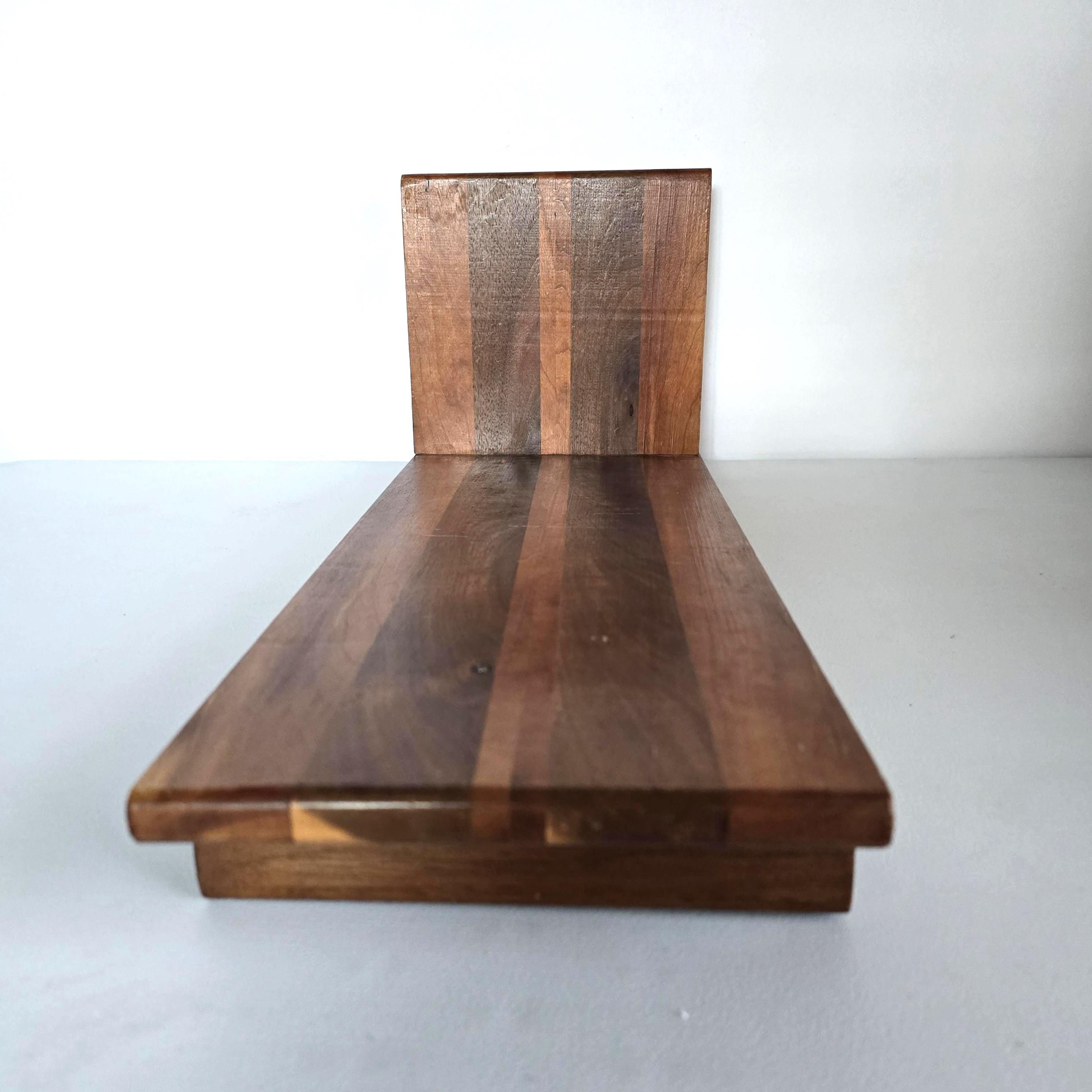 Slant Book Racks 15