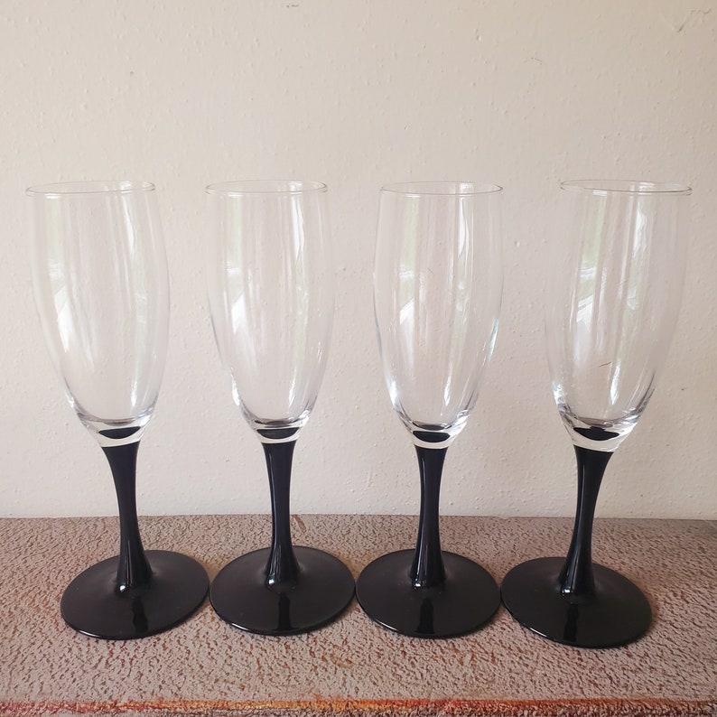 Vintage Black Stem Wine Glasses Luminarc Cristal D'Arques-Durand Set of 12 Three Sizes as Pictured and Described in Listing image 4
