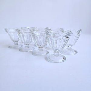 ice cream cups 8 vintage Anchor Hocking sundae dessert stemmed bowls